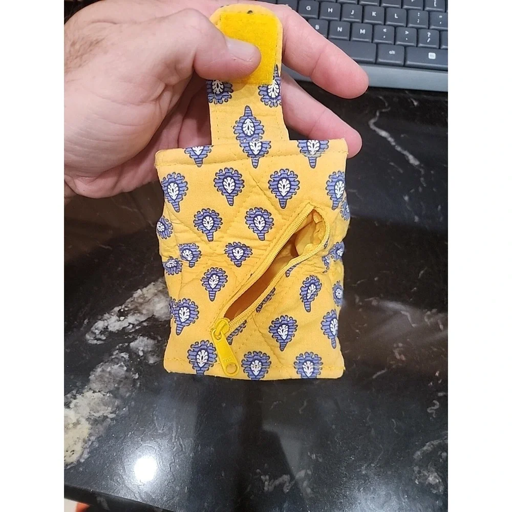 Pierre Duex French Fabric Yellow Change Purse‎ holder, with zipper